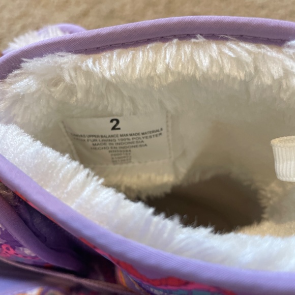 Snow boots - Picture 2 of 4